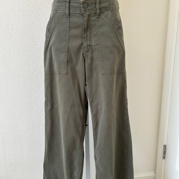 American Eagle Stovepipe Leg Stretch Green Pants NWOT - Picture 3 of 9
